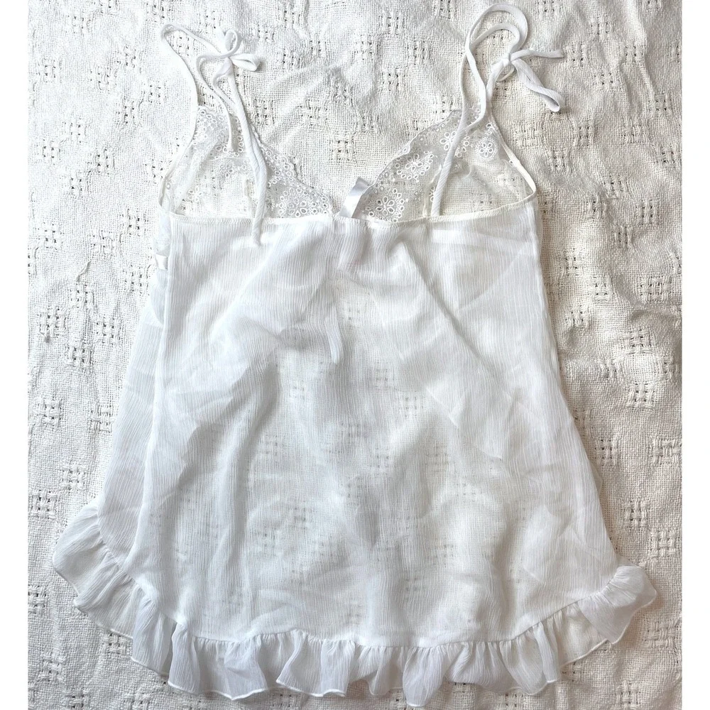 Victoria's Secret Y2K Boho Sheer White Lace Ruffle Babydoll Chemise‎ Cami Medium